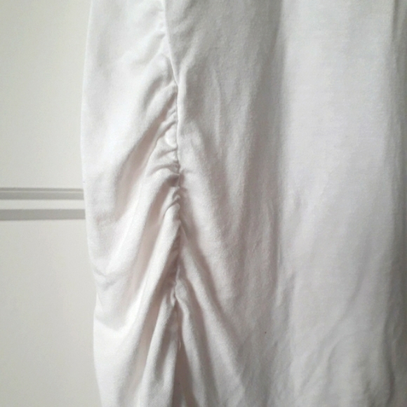 George Maternity White Vneck T-Shirt - Picture 4 of 6